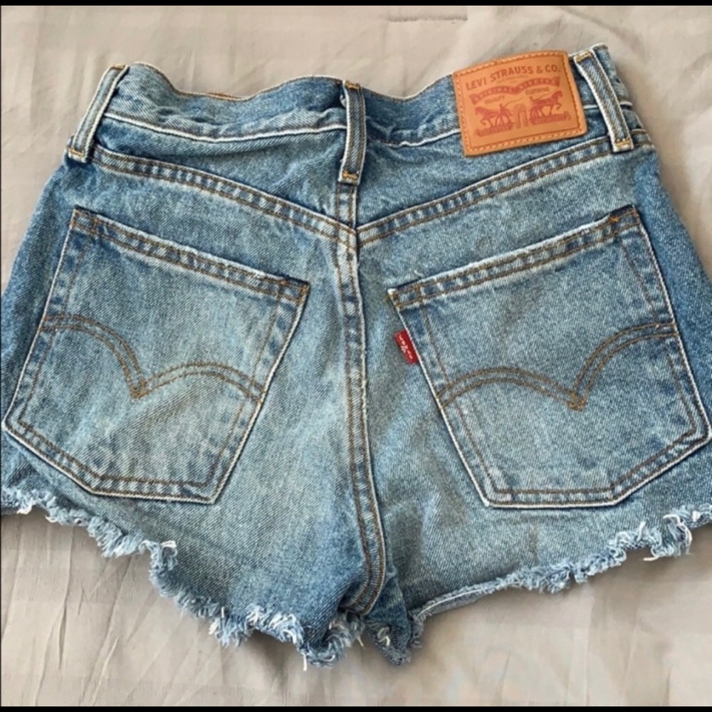 Levi high rise button cut off shorts
